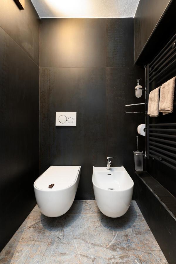 F1Rst Suite Apartment & Spa 佛罗伦萨 外观 照片
