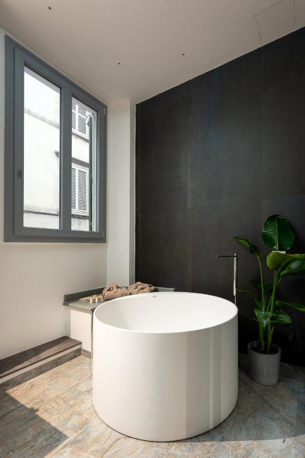F1Rst Suite Apartment & Spa 佛罗伦萨 外观 照片